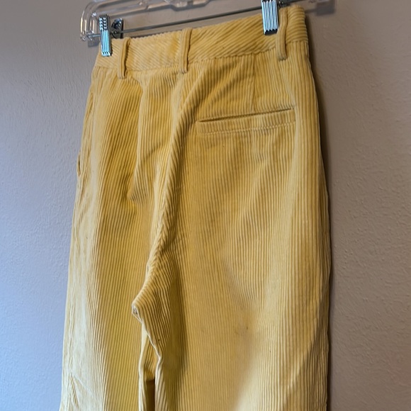 Corduroy Ankle Pleat Pant Butter 